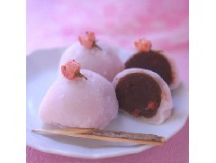 無需烤箱的小甜點丨軟糯香甜的櫻花紅豆大福