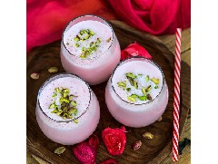 香濃醇厚的玫瑰酸奶奶昔！