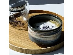 用舒緩薰衣草焙茶拿鐵為一天帶來(lái)片刻的平靜